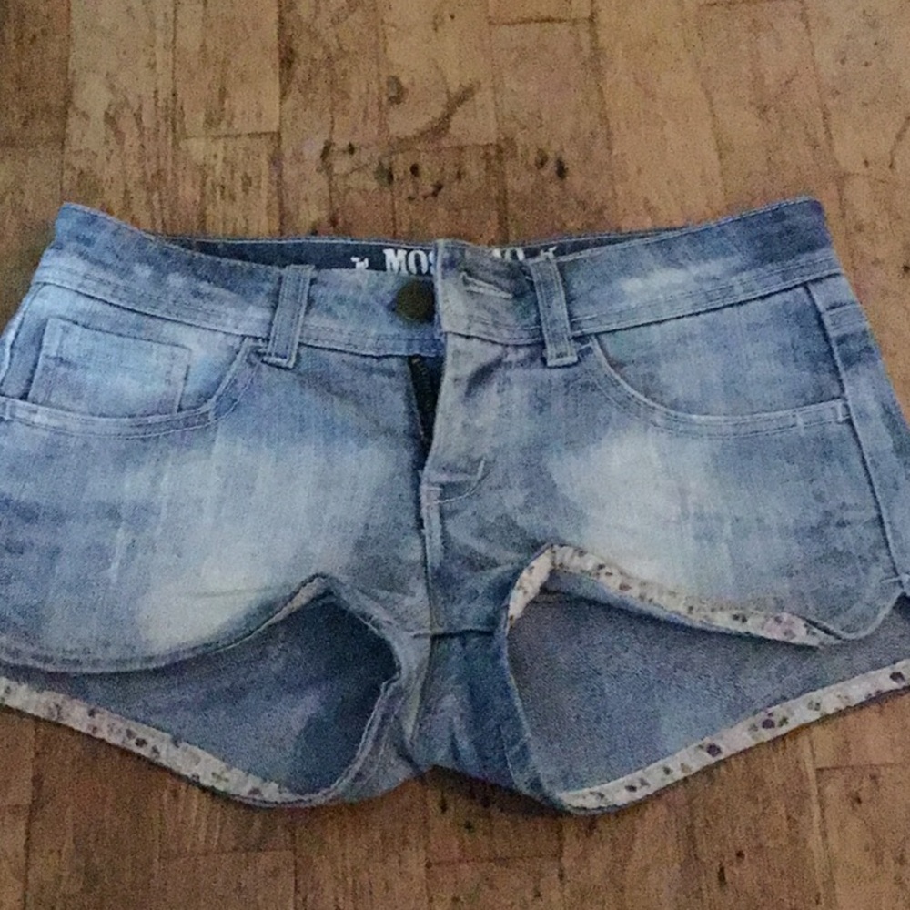 Classic JEAN shorts